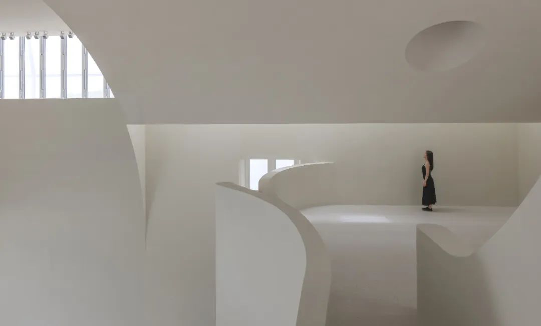 玉山岚峰 正大太阳河咖啡小镇艺术中心丨中国海口丨Wutopia Lab俞挺-7