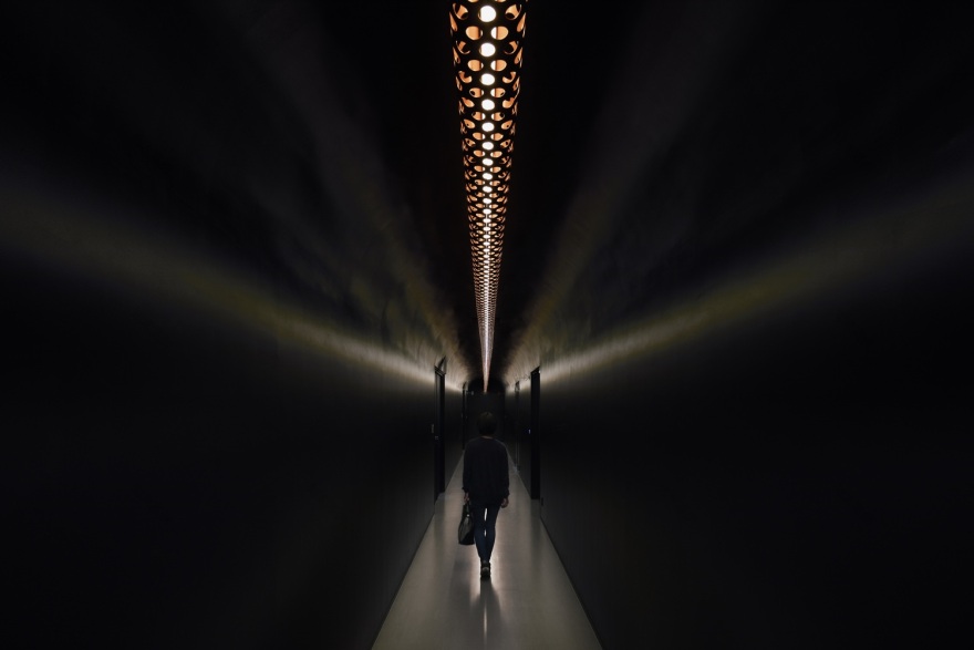 大阪“九小时胶囊酒店”丨日本大阪丨Naruse Inokuma Architects-30