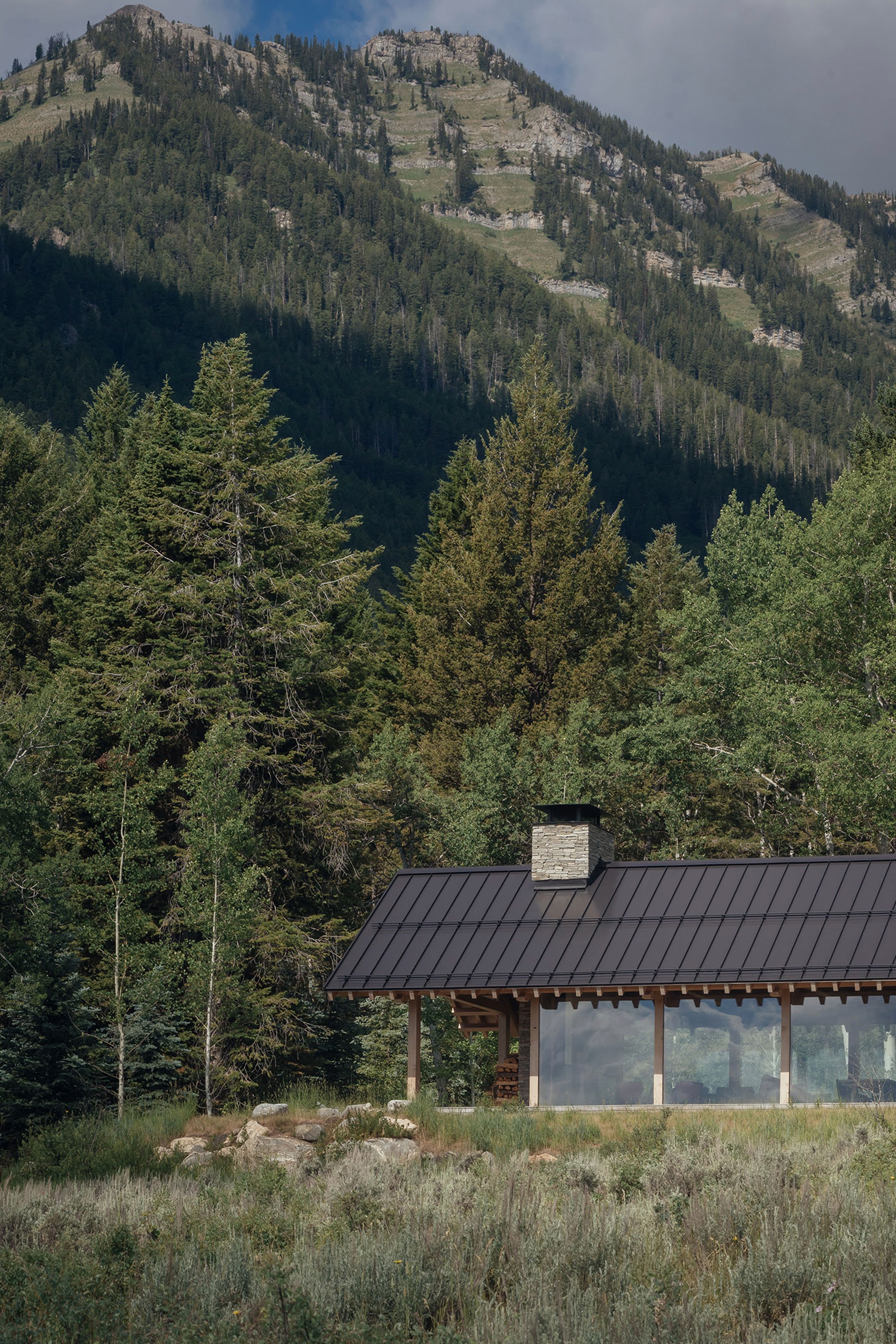 Snake River Cabin住宅丨美国怀俄明丨McLean Quinlan-2