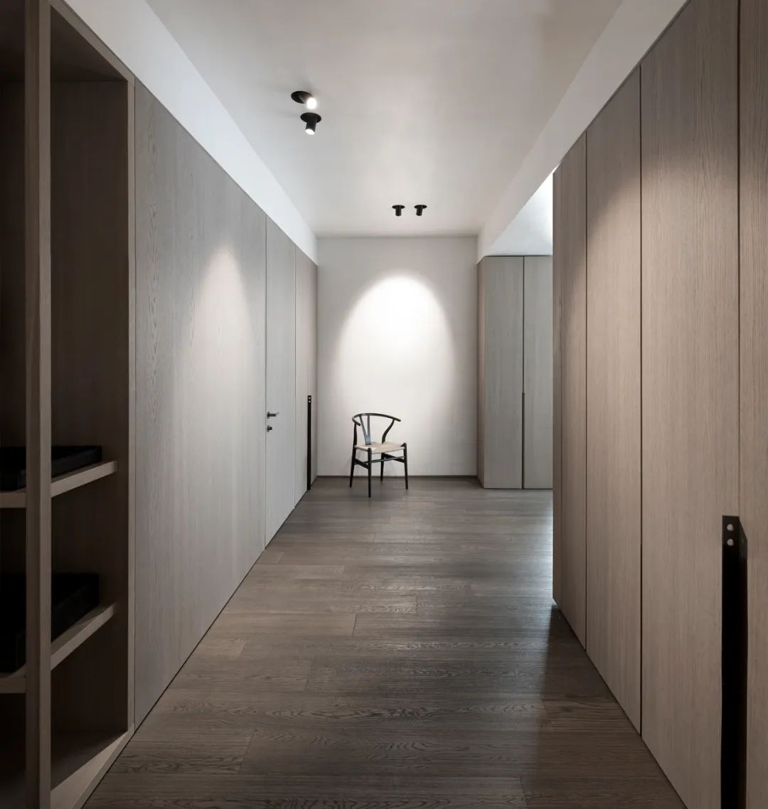 简约现代公寓设计，展现大树装饰品质-2