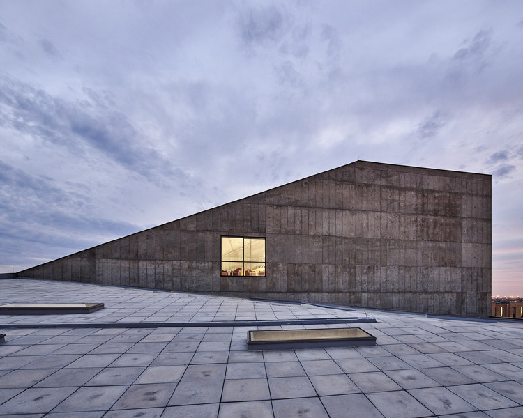 南非金伯利大学学生资源中心-39