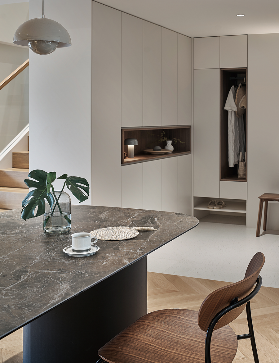 180㎡现代简约上跃， 敞开式设计的随性而居 | 与上设计-32