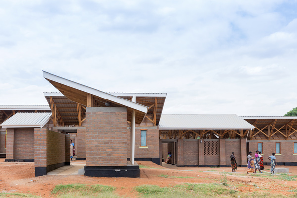 Maternity Waiting Village / MASS Design Group-12