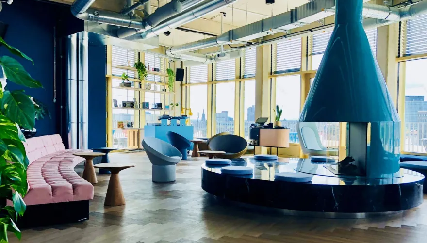 circle 酒店 | 复古未来主义的空间叙事-19