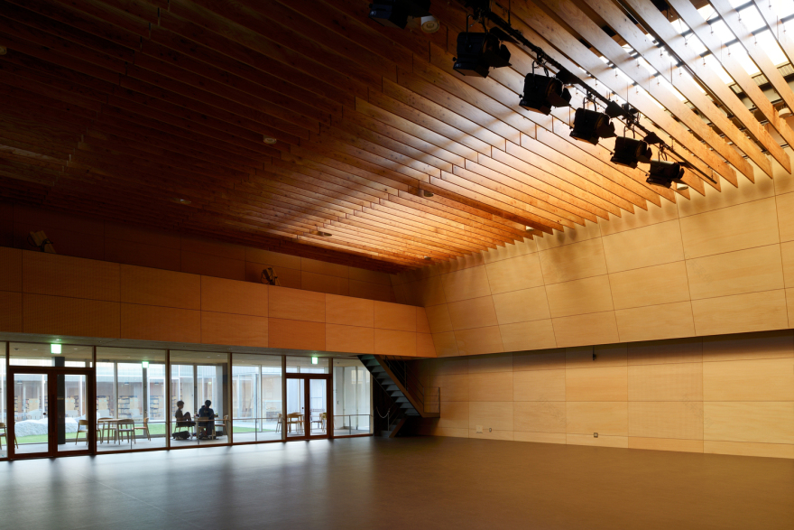 日本 Takasu 区居民中心丨Atelier BNK-31