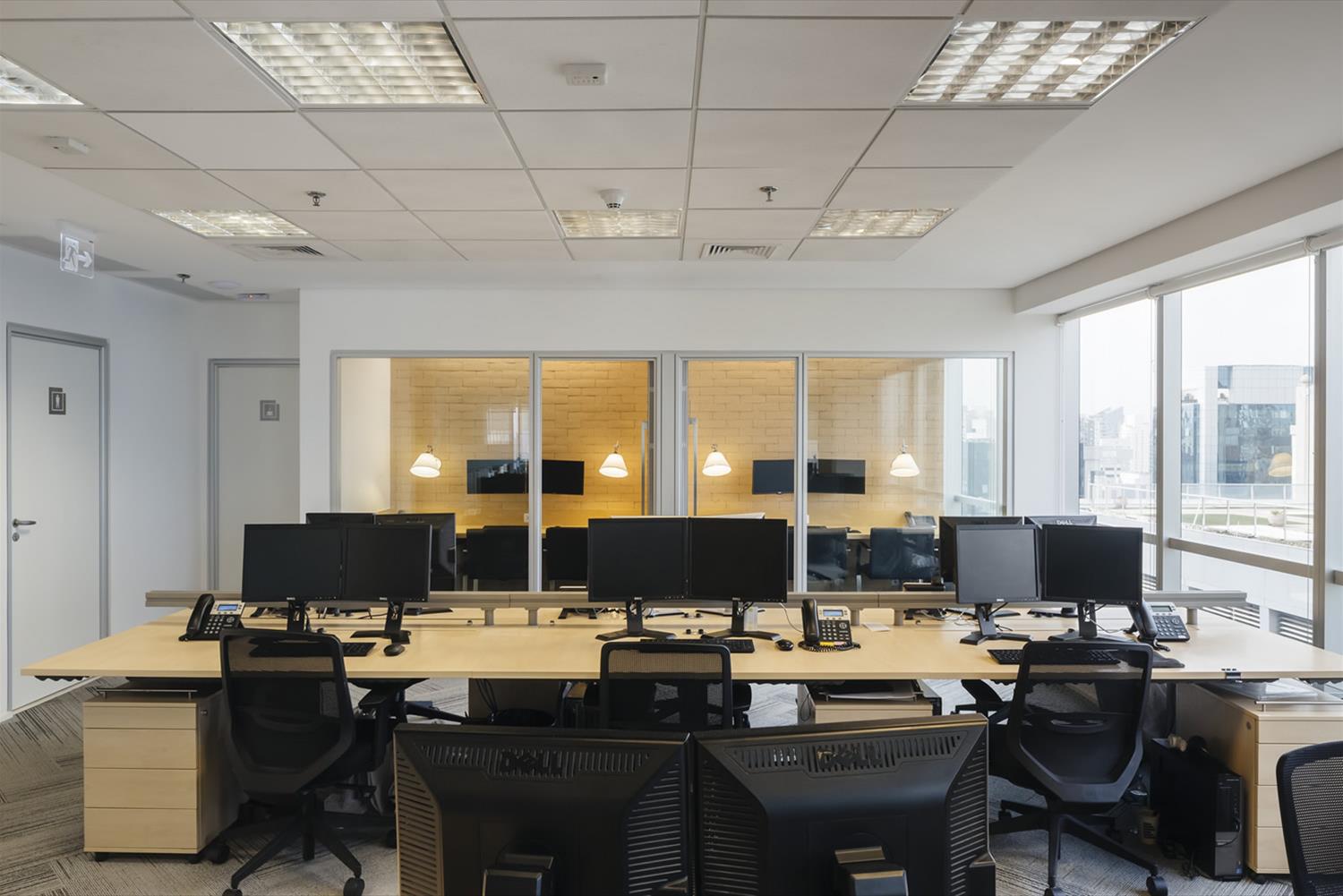 巴西 SP 企业办公室设计 | 现代、简约、环保-12