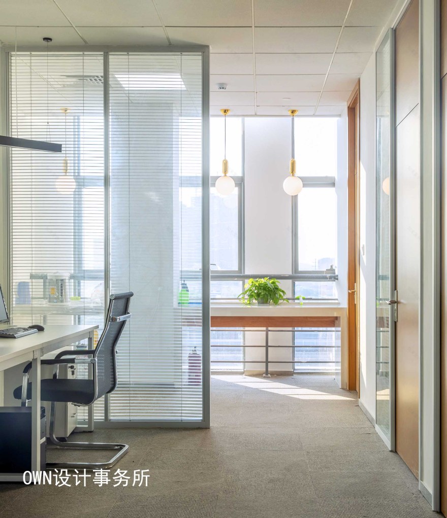 南京麒麟人工智能产业园,现代简约风格的办公空间设计-14