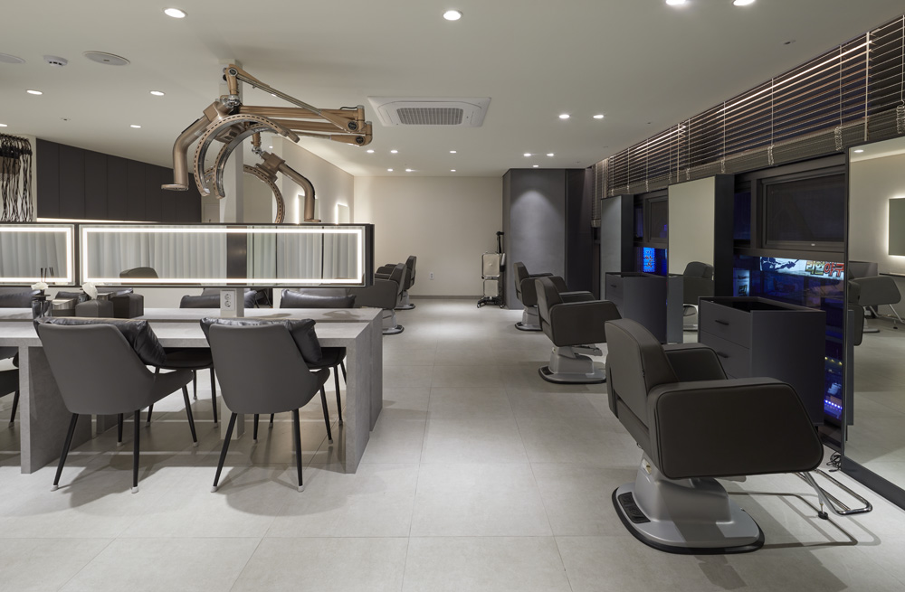 高级灰打造 26 平米奢华美容院-4