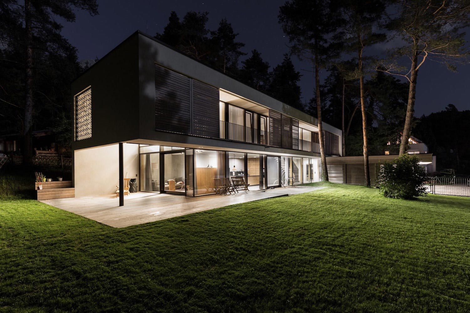 Two storey house that reveals differentiated building sculptures in Mils, Austria   Page 2 of 2   CAANdesign  Architecture and home design blog-0