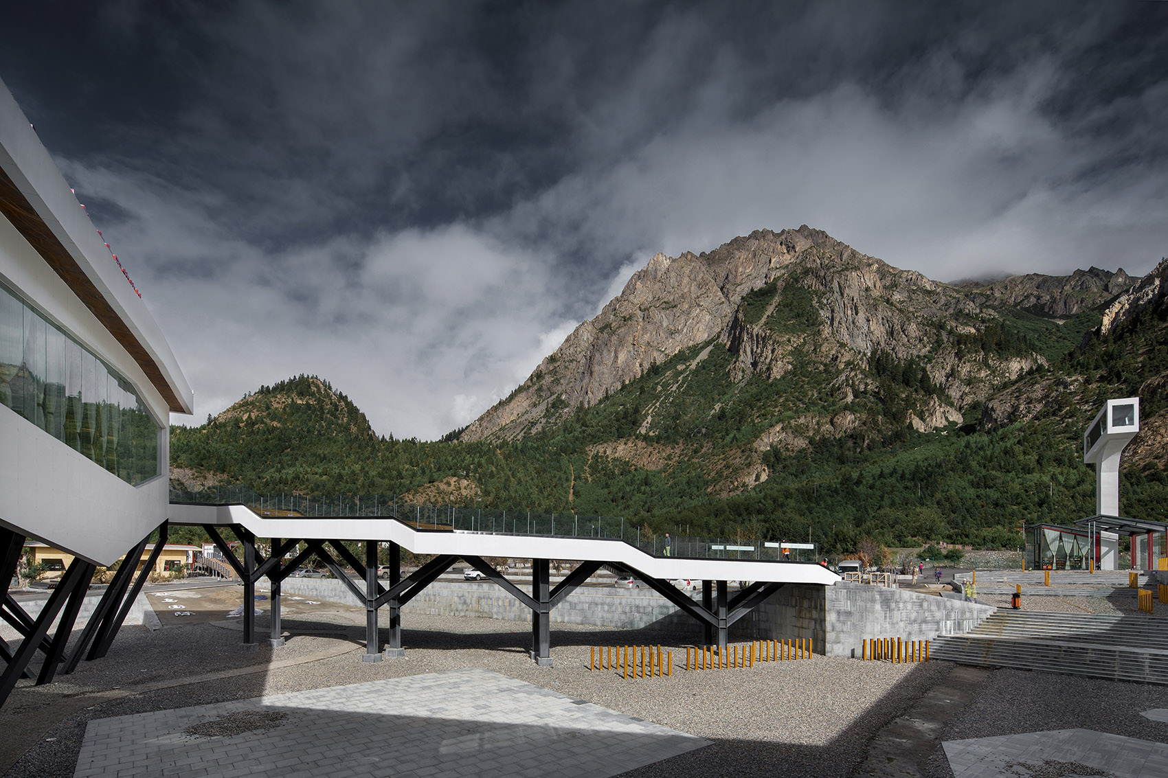 然乌湖国际自驾与房车营地，西藏 / 小隐建筑-20