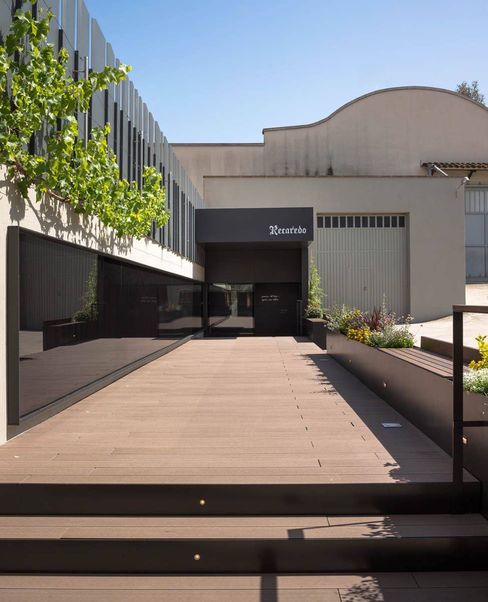 06 10 RECAREDO TASTING AREA-40