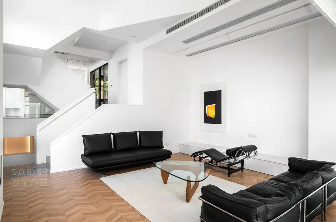 包豪斯极简主义,双宝设计打造 300㎡白色空间-11