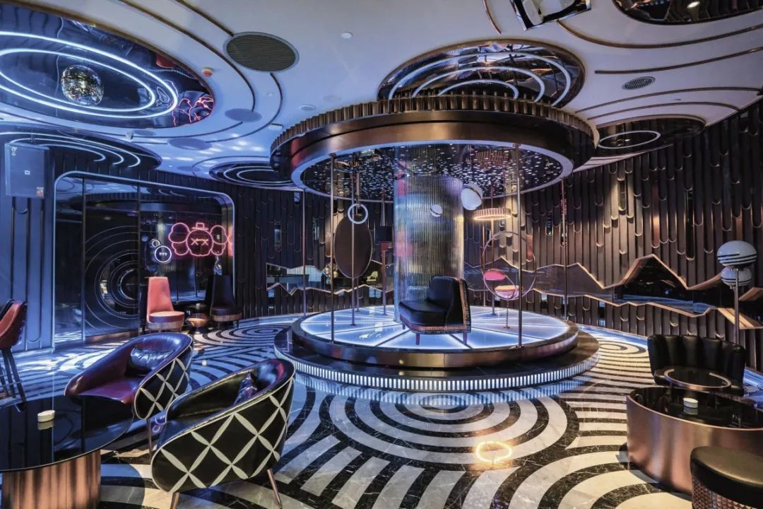 MR.BIG KTV | 多元艺术文化融入娱乐空间的新变革-4