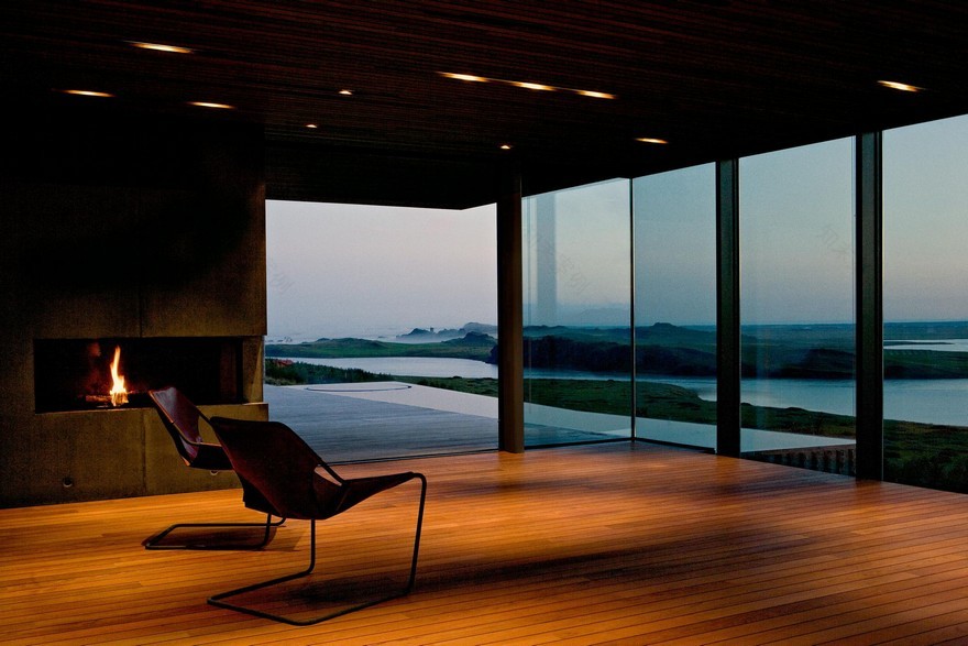 A Concrete Vacation Home as Minimal as a Gallery-28