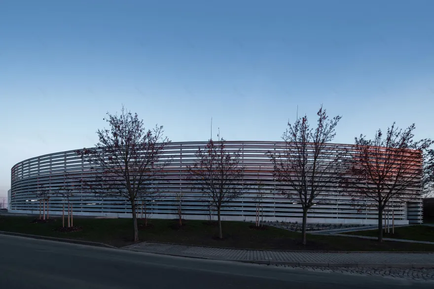 Dolni Brezany 停车场丨Fránek Architects-37
