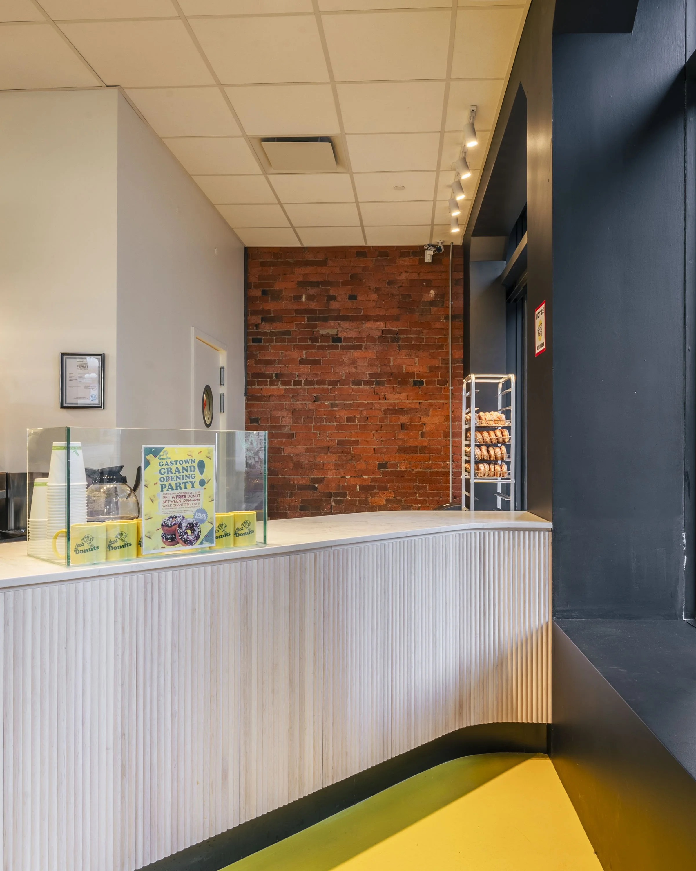 李氏甜甜圈店（煤气镇店）丨CanadaVancouver丨Haeccity Studio Architecture-27