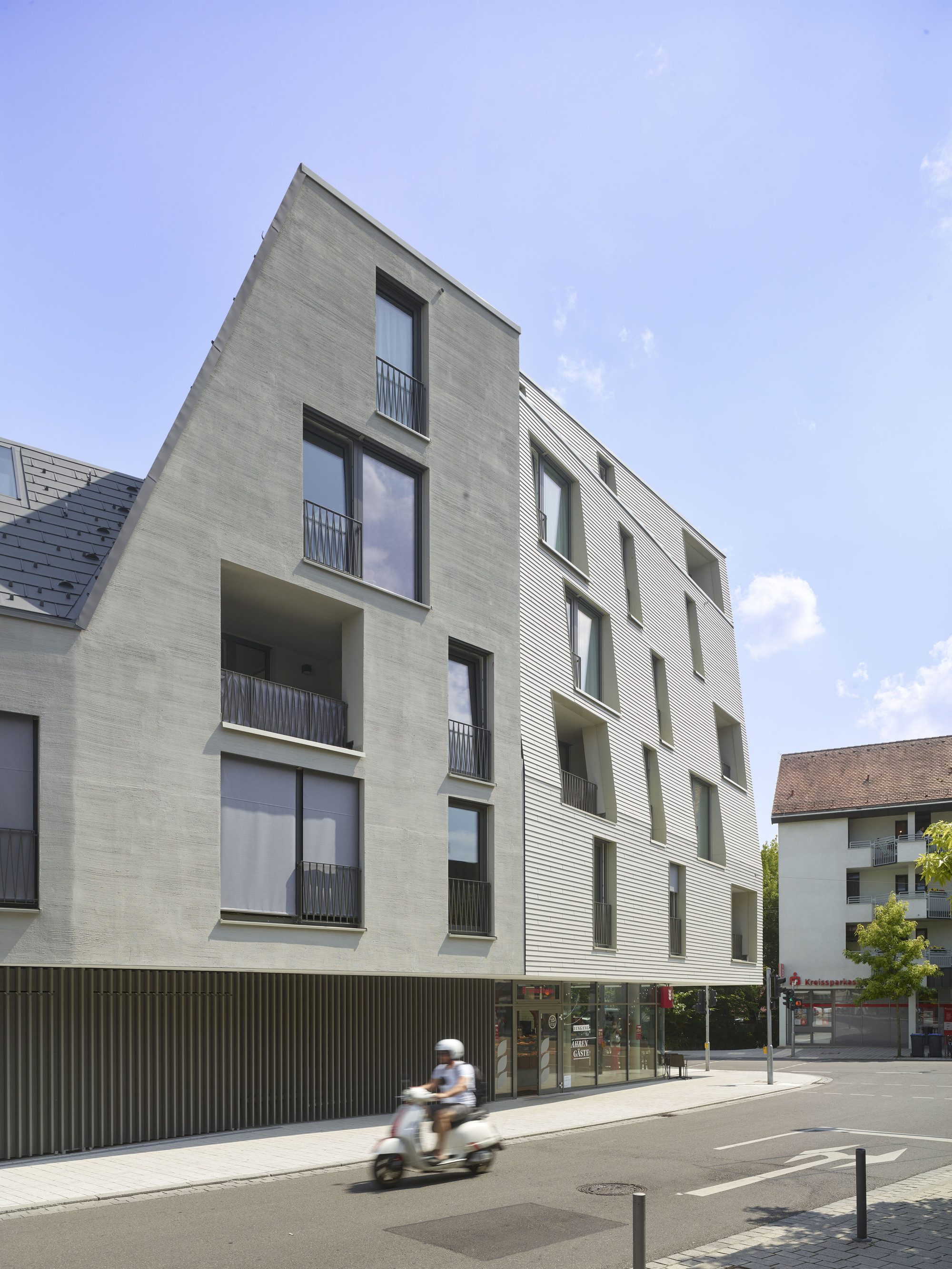Apartments for Care Workers Ostfildern-Ruit  / KTP Kauffmann + Freie Architekten PartGmbB-20