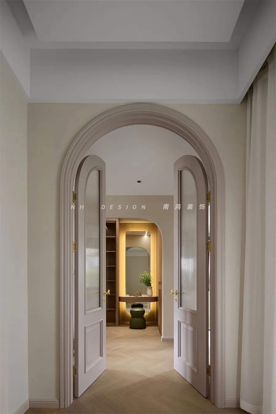 轻法式家居设计-33