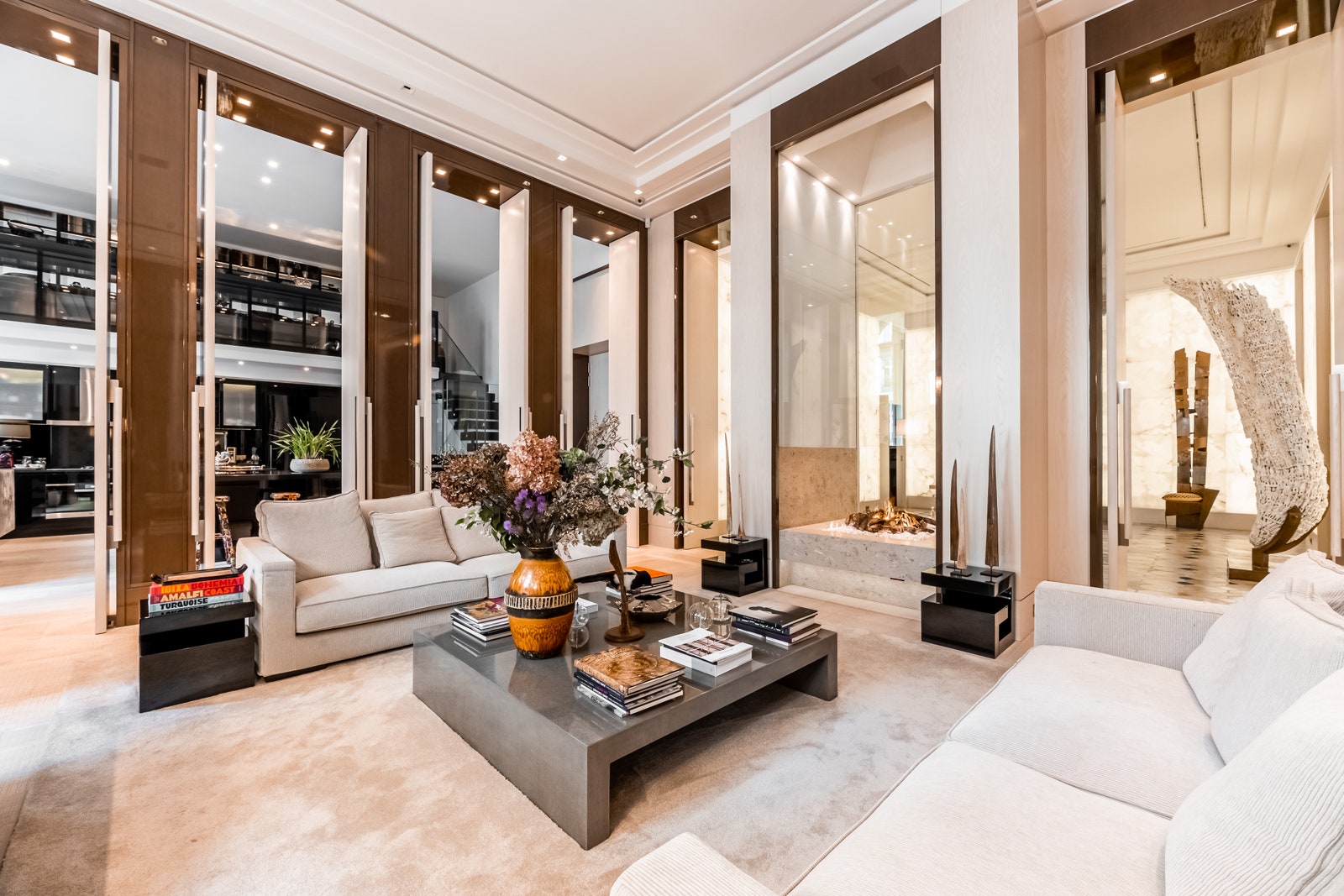 巴黎圣日耳曼区 640 平米豪华公寓,古典与现代的完美结合-10