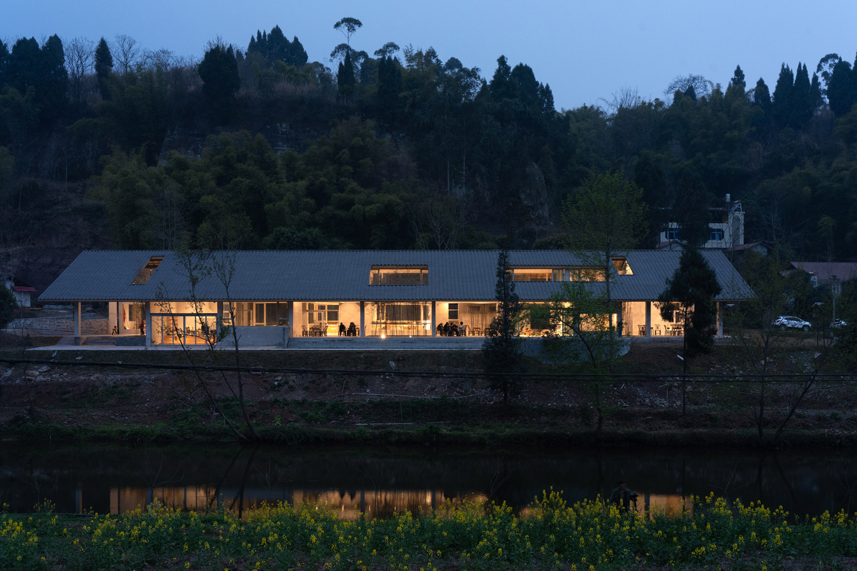 乐山东林村镇文化中心 | 传统与现代交融的乡村社交空间-87