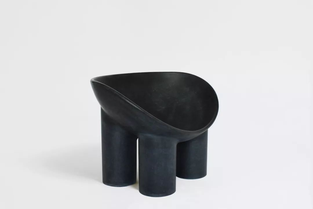 多学科设计大师 Faye Toogood 的手工实验艺术-17