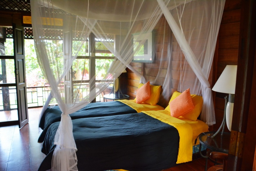 马来西亚传统风格实用架空木屋设计-18