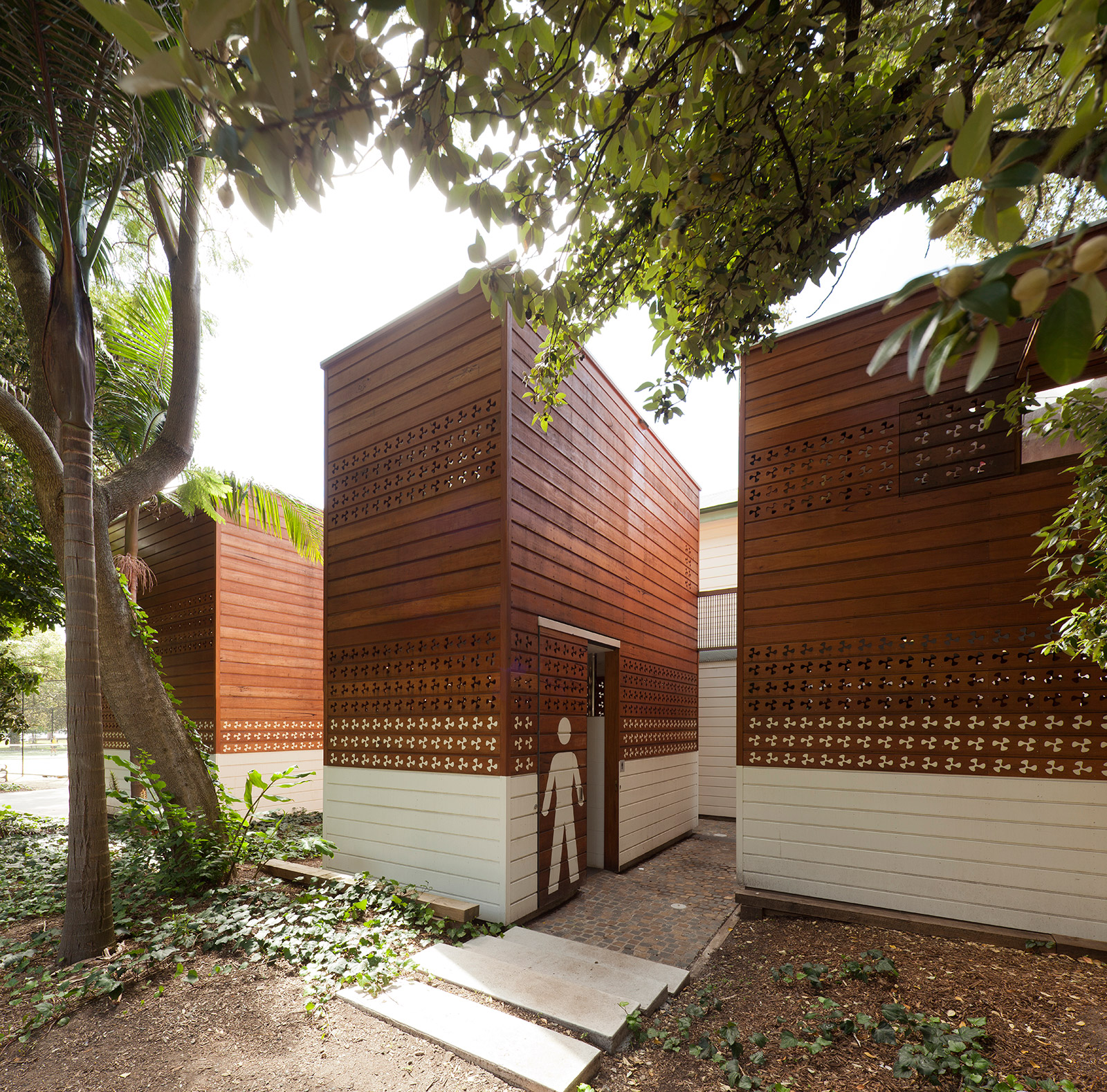 花卉力量 | 雷格·巴特利椭圆形看台翻新-6