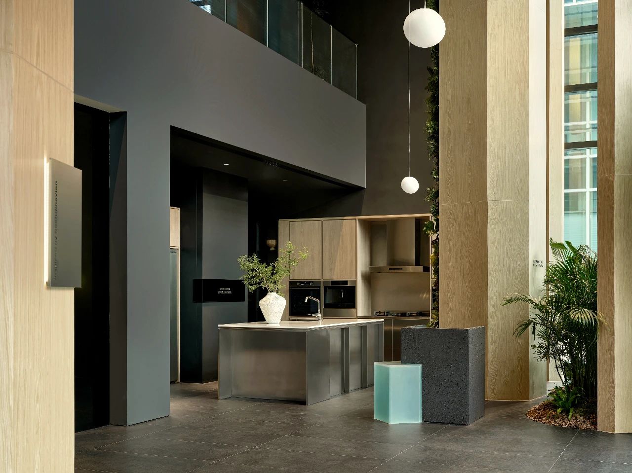 BALANCE BETWEEN LIFE AND NATURE|抽象北欧森林中的厨电展厅-31