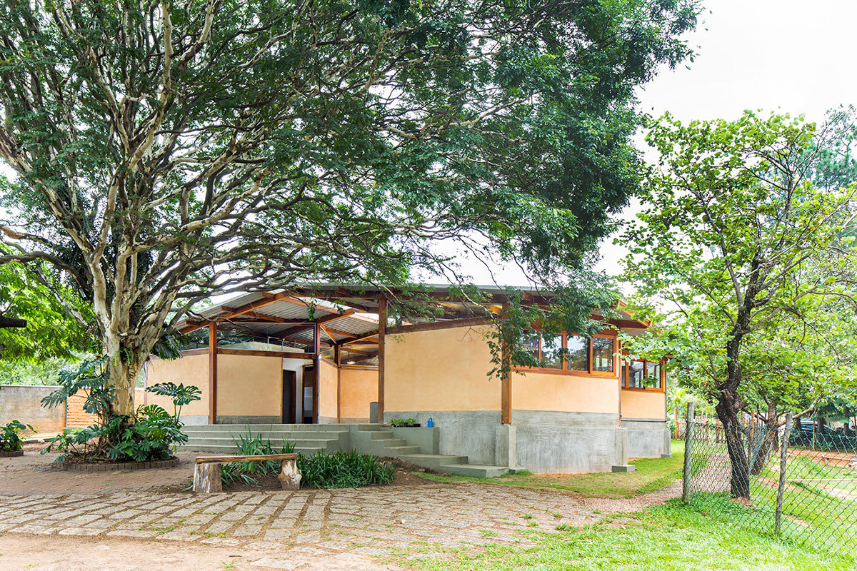 巴西 Ecoara Waldorf School 有机建筑营造温馨学习环境-40