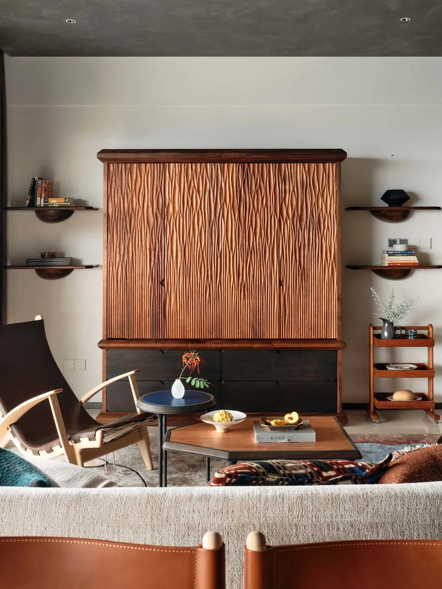 现代油画中走出的家-6