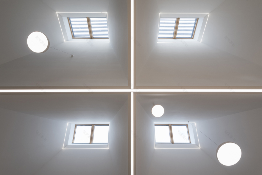 Lunéville 多媒体图书馆-45