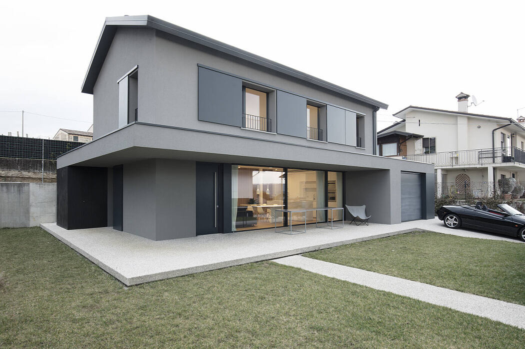 意式现代家居 · House EA 的简约魅力丨意大利丨Didonè Comacchio Architects-1