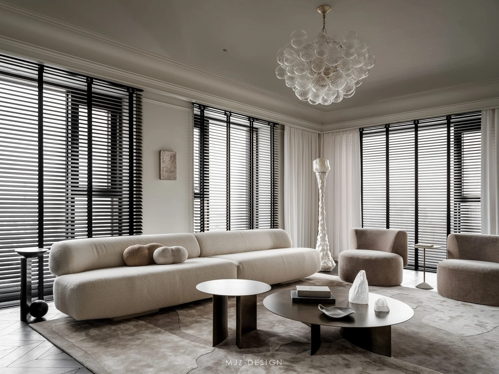 波克隆纳亚街 9 号，127 室（注：由于POKLONNAYA推测为俄语街道名，音译为波克隆纳亚街，127结合常见情况推测为房间号等，若实际情况不符，请提供更多背景信息） 丨俄罗斯莫斯科丨QUADRO ROOM-4