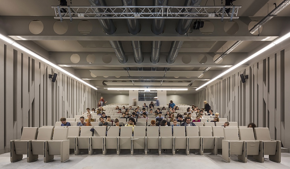 南特高等艺术学院新楼丨法国南特丨Franklin Azzi Architecture-39