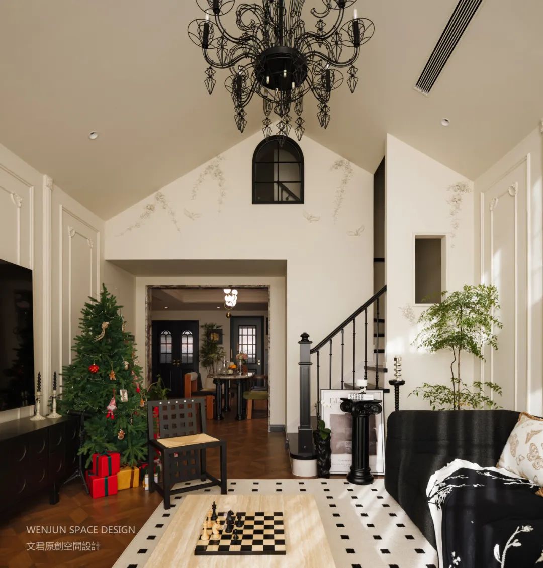 实景落地｜230㎡黑白法式复古别墅，是赫本公主的家没错了-28