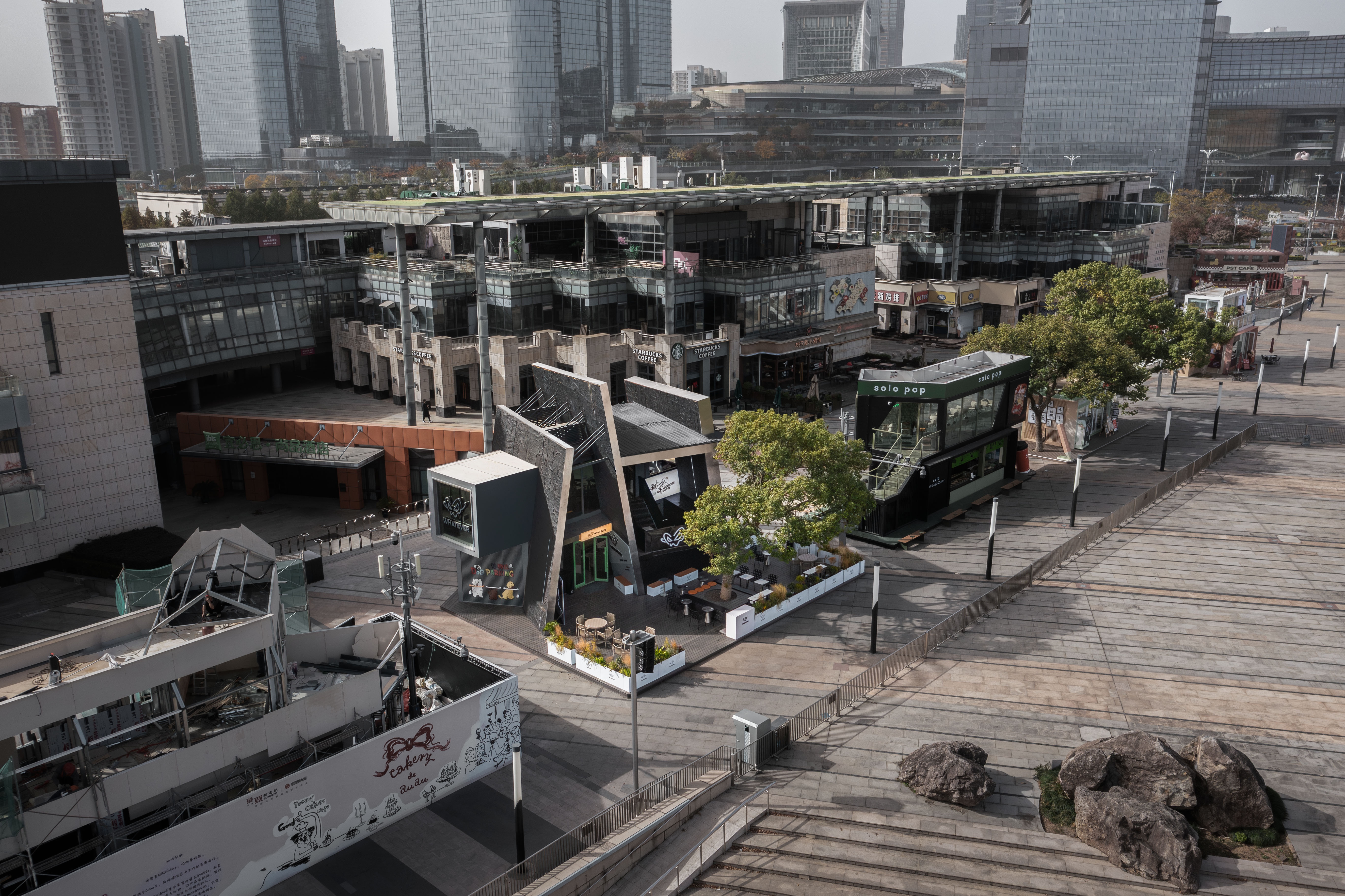 Whatever 咖啡苏州湖滨新天地店丨中国苏州丨平介设计-27