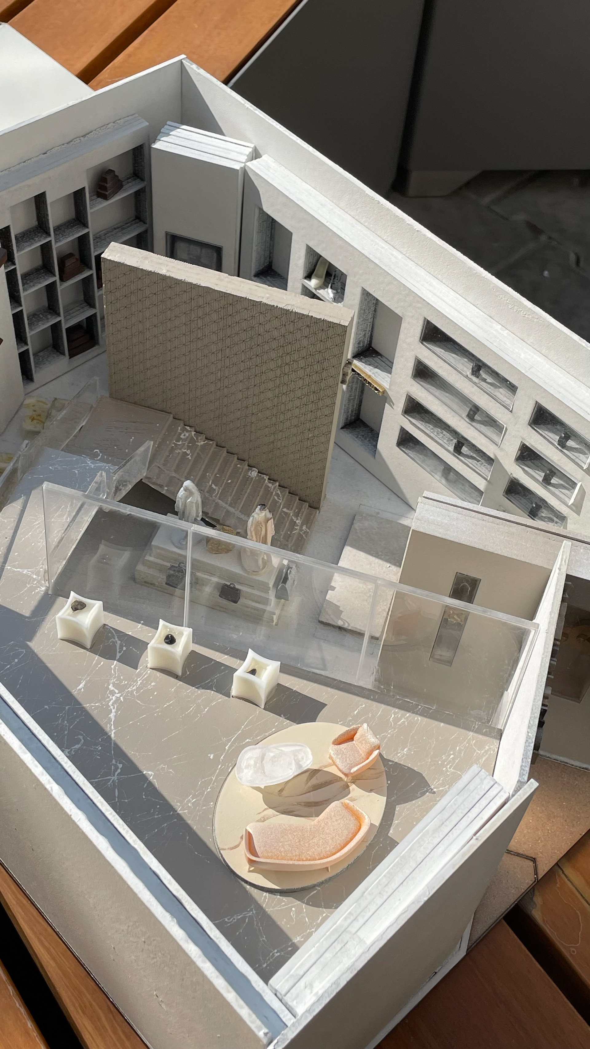 Louis Vuitton 零售商店设计-15