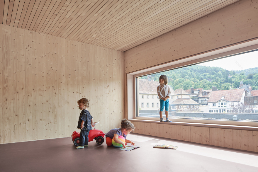 Miltenberg 日托和家庭中心丨德国丨Bez+Kock Architekten-33