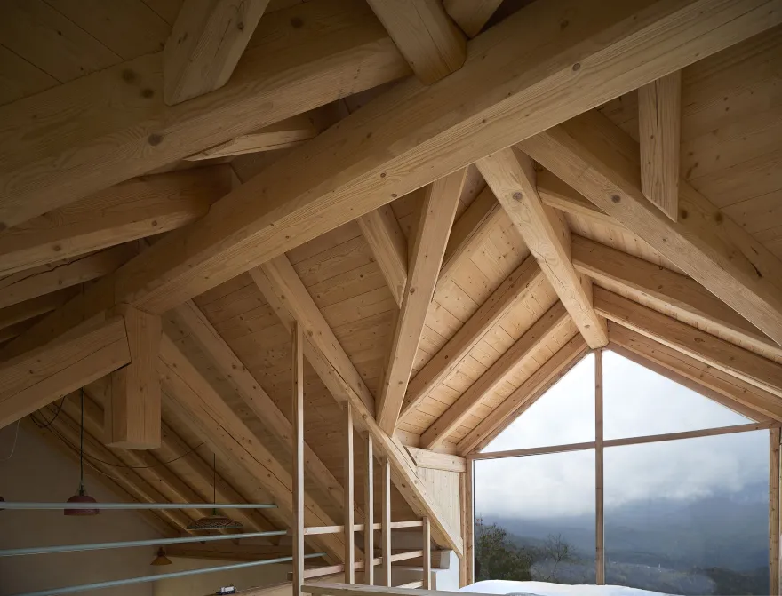 阁楼 以前的黑麦谷仓丨Studio Officina82-16