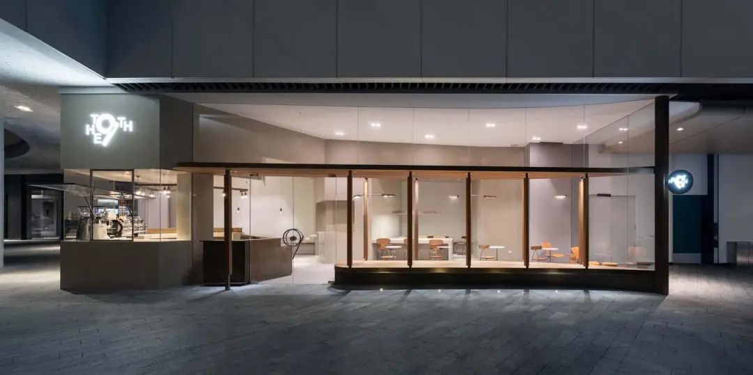 泊于人流中的“船”·The Ninth Coffee 上海首店丨中国上海丨方书君工作室-16