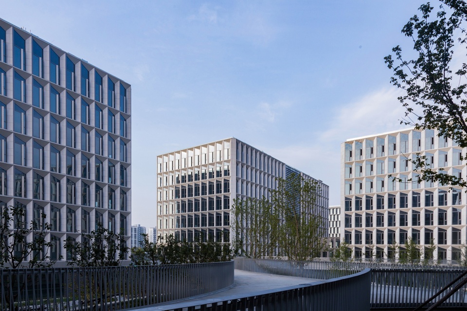 北京银行保险产业园 649 地块 | 绿色建筑与环境完美融合-4