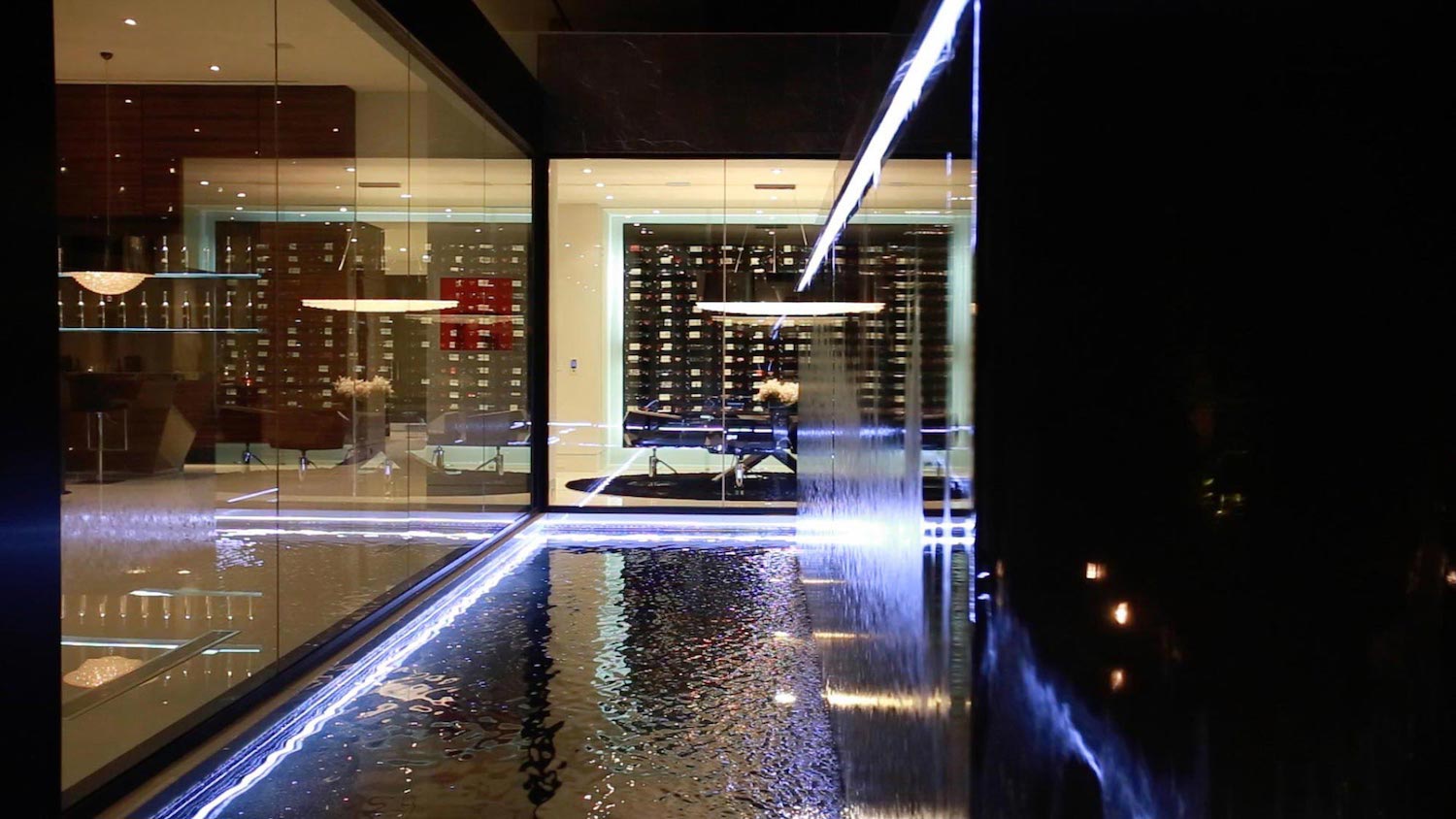 斯特拉德拉超现代杰作住宅在好莱坞山-50