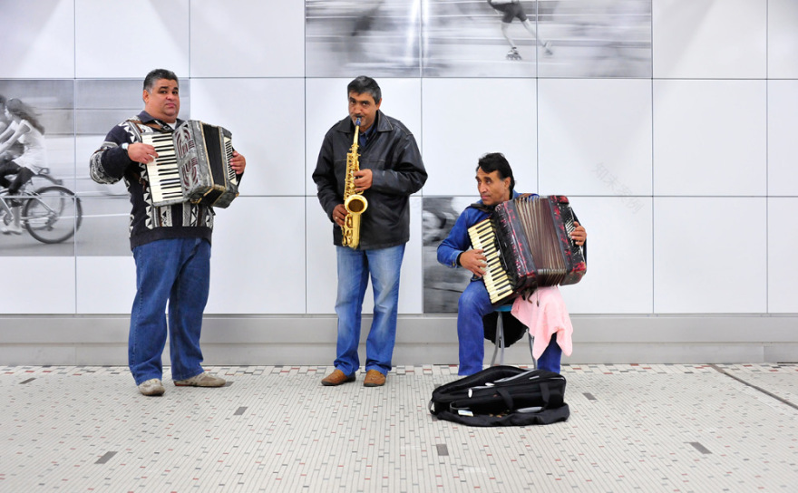 布鲁塞尔中央车站地铁站通道翻新工程丨比利时-30
