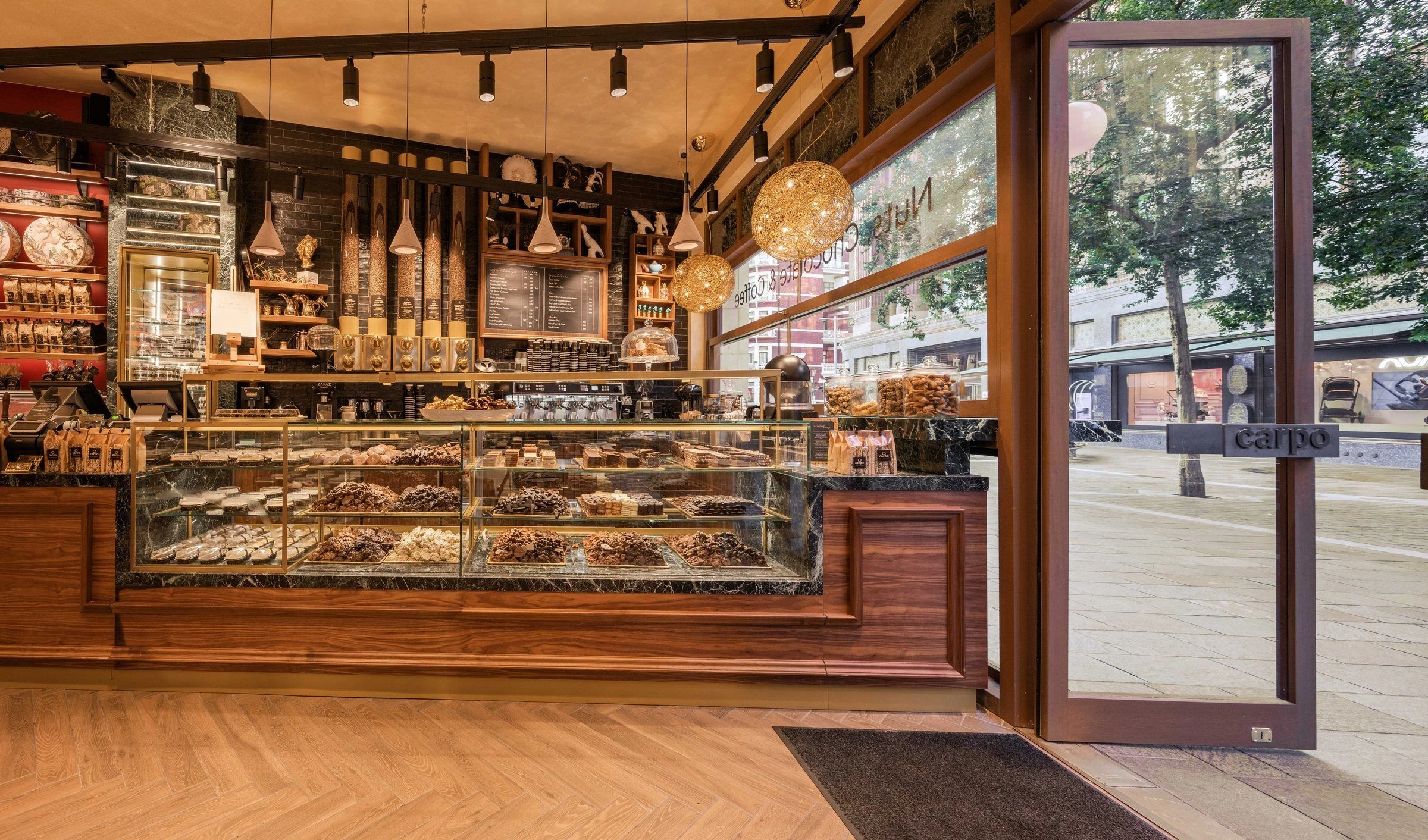 卡普罗商店丨英国伦敦丨Paly Architects-24