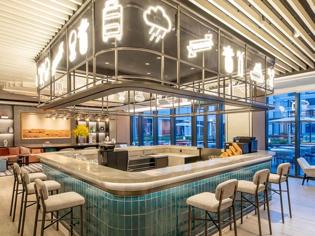 上海浦东机场假日酒店盛大开业：定义航旅新体验-46