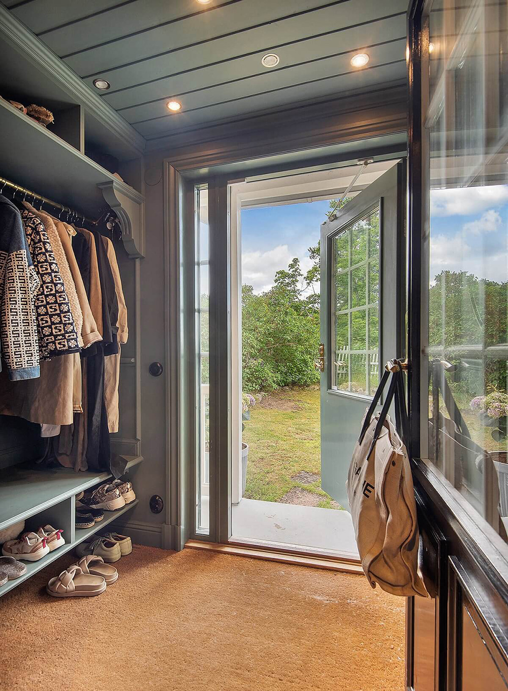 瑞典湖边传统郊区别墅设计丨瑞典斯德哥尔摩-27