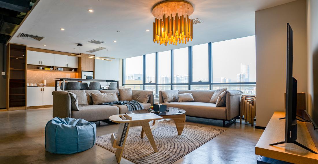 小户型办公室爆改,打造温馨共享空间-0