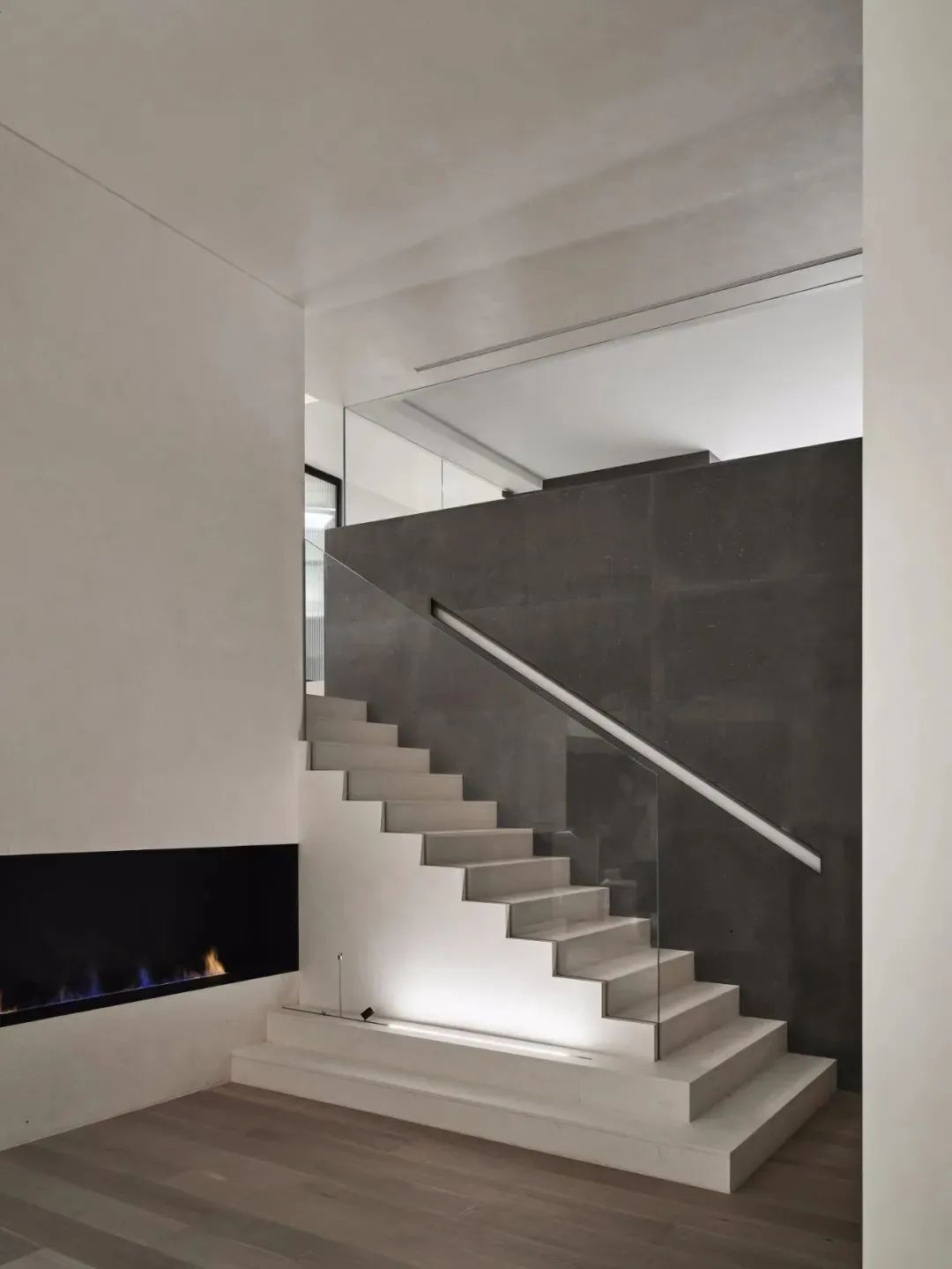 现代 420㎡极简复式住宅丨中国-24