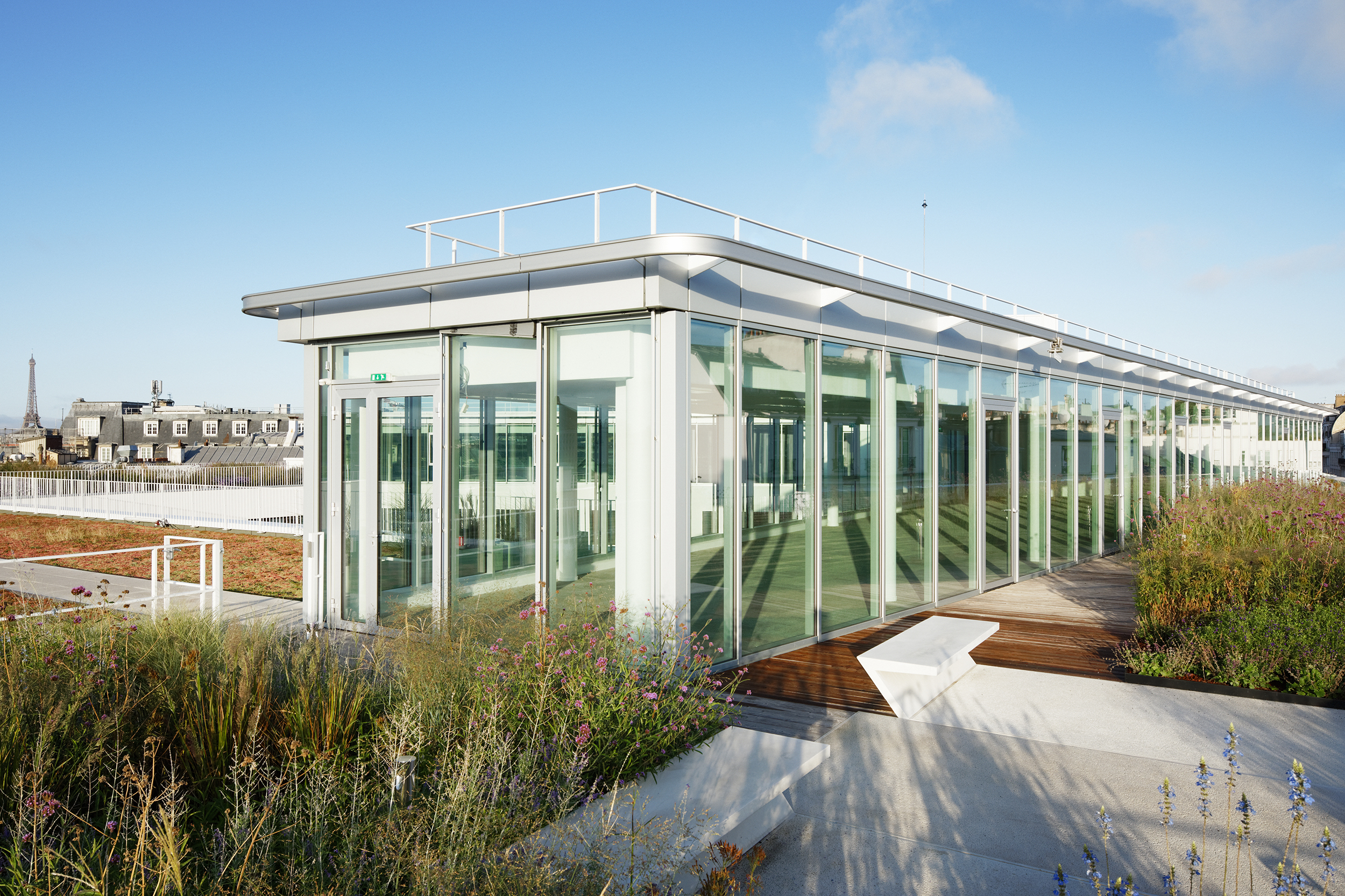 巴黎商办空间重塑,连接双重视野-17