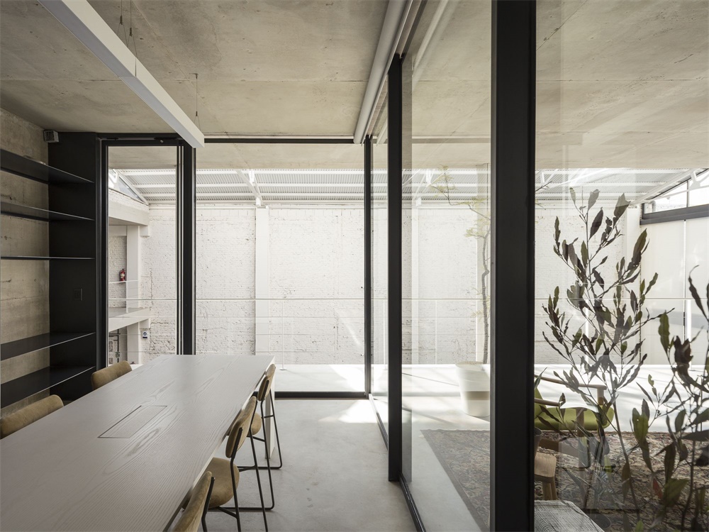 阿根廷纺织品公司的陈列室和办公室-36